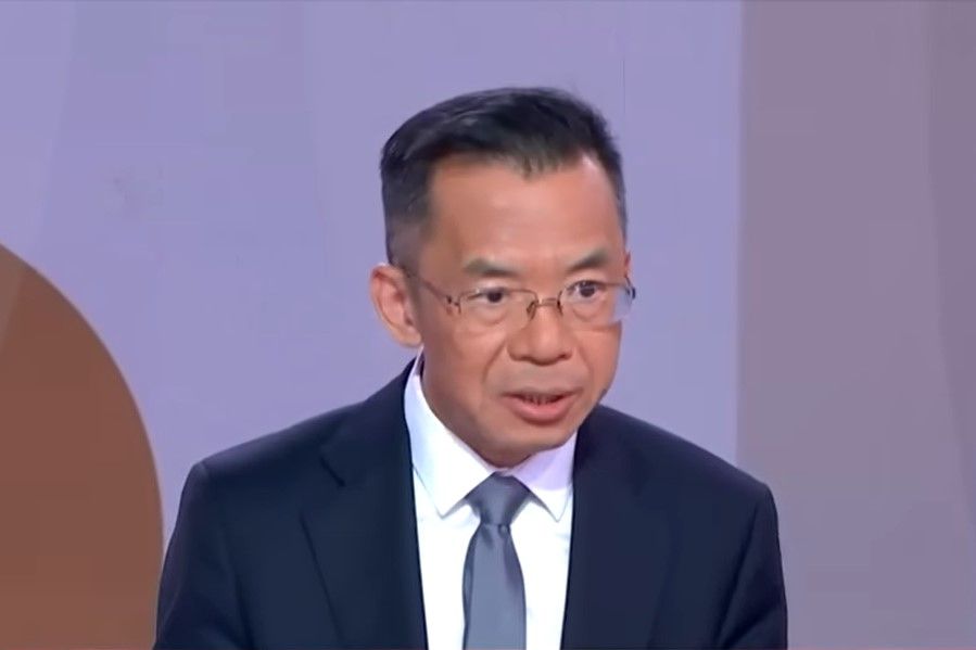 A screen grab from a video featuring Chinese ambassador to France Lu Shaye in an interview on French television. (Internet)