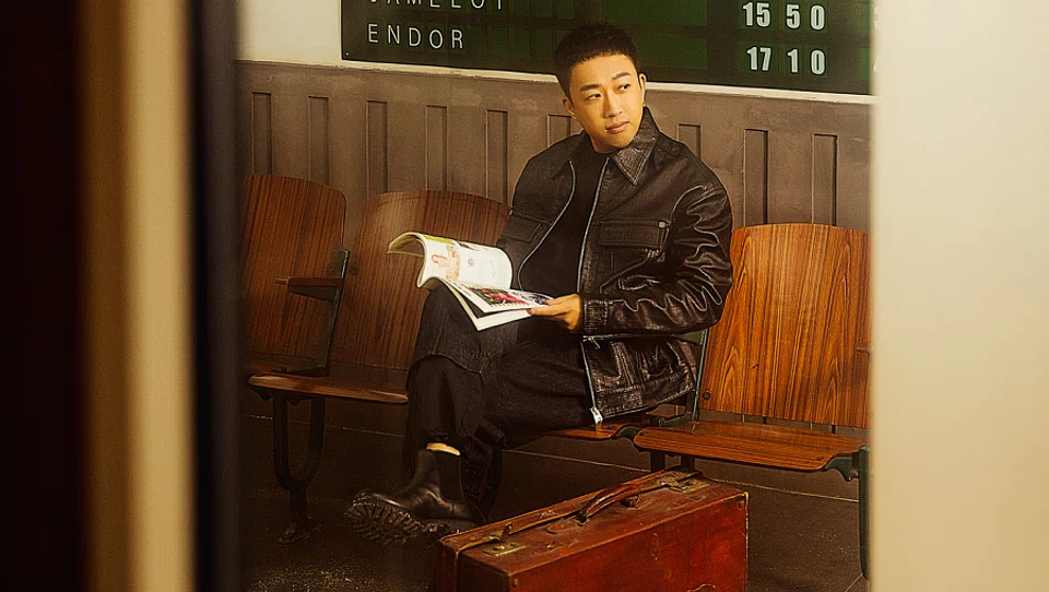 Forty-seven-year-old Yu Zheng has been working in the film and television industry for over two decades. (Photo provided by Huanyu Entertainment)