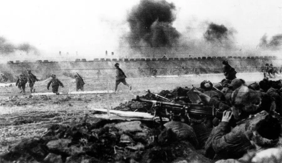 In October 1948, the CCP army rapidly grew stronger under the assistance of the Red Army. Soon, Its military strength was able to counter that of the National Revolutionary Army and it gradually gained the military advantage. Towards the end of 1948, the CCP army launched an attack on the National Revolutionary Army.