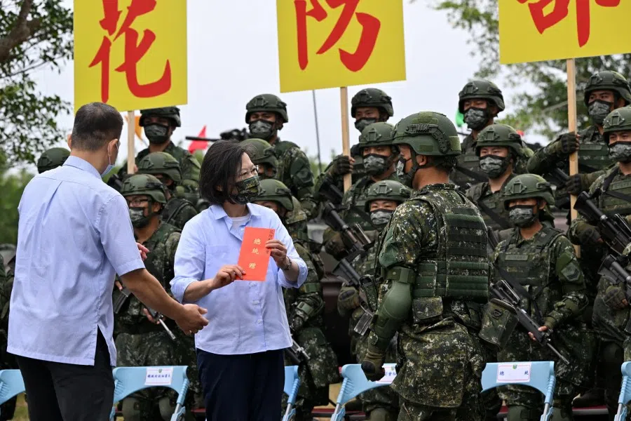 Taiwan's President Tsai Ing-wen visits the military base in Hualien, Taiwan, 6 September 2022. (Taiwan Presidential Office/Handout via Reuters)