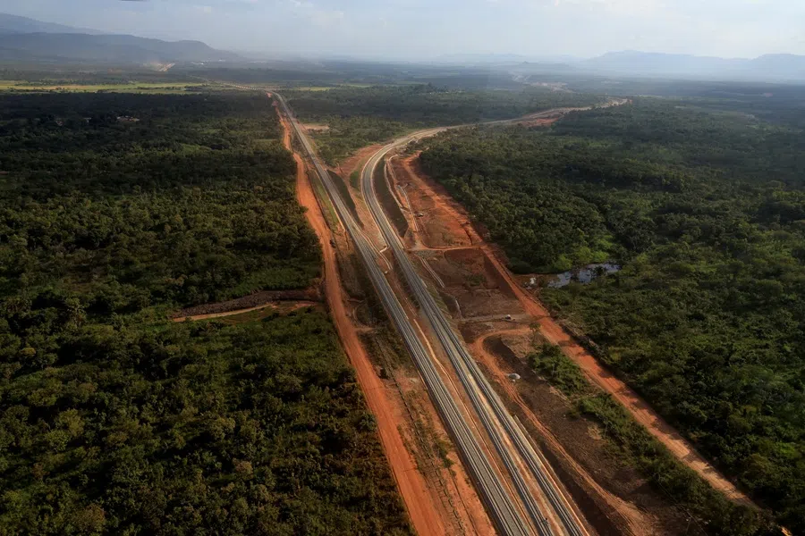 An aerial view of the over 600 kilometres long railway line from Simandou to Morebaya port, at the blocks three and four of the Simandou mine, in the Nzerekore region, Guinea, 4 November 2025. (Luc Gnago/Reuters)