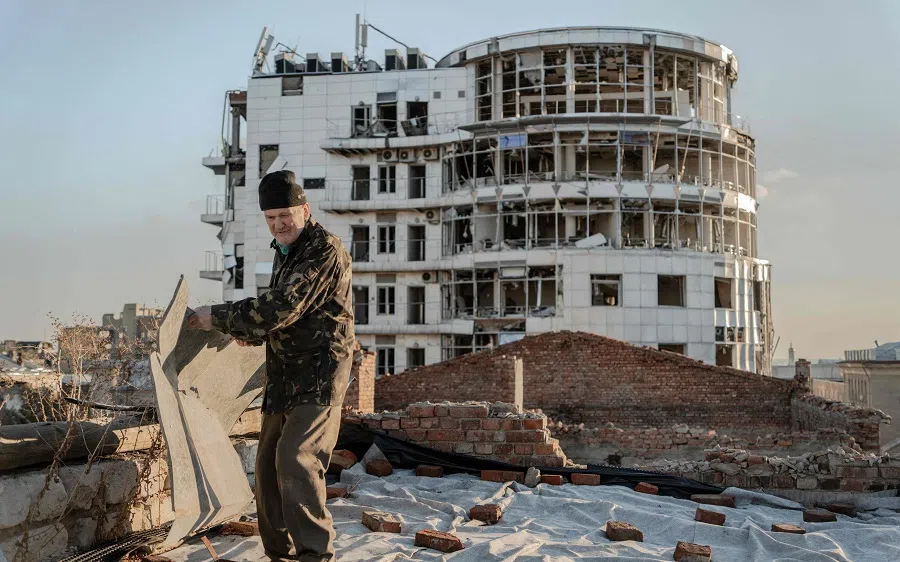 A man at a destroyed building in Kharkiv, on 26 October 2024, amid the Russian invasion in Ukraine. (Ivan Samoilov/AFP)