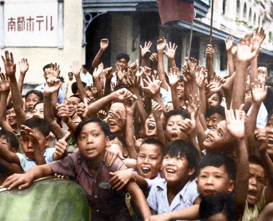 On 12 September 1945, a month after Japan announced its surrender, the Allied army began to reclaim the territories occupied by the Japanese army. When the British army returned to Singapore, children lined the streets, waving the British flag in celebration.