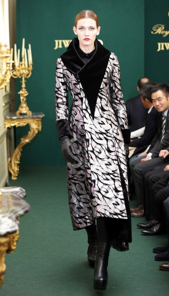 Ji Wenbo Showcase, Paris Fashion Week, 2014.