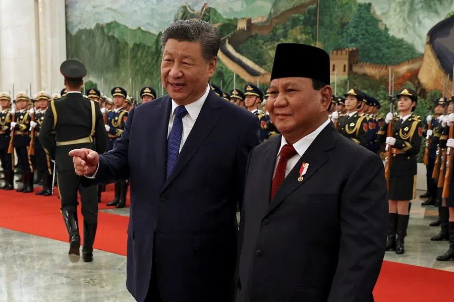 Chinese President Xi Jinping and Indonesian President Prabowo Subianto attend a welcome ceremony at the Great Hall of the People in Beijing, China, on 9 November 2024.
