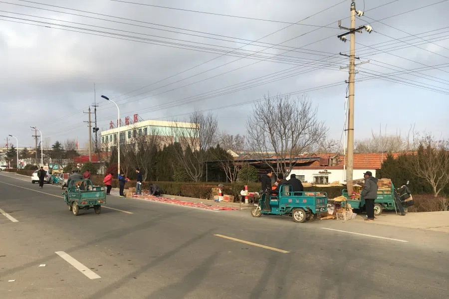 Street scene, Daipan, Shandong.