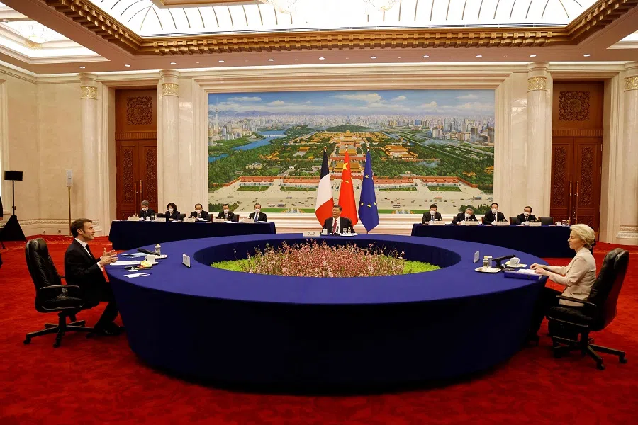 Chinese President Xi Jinping (centre), his French counterpart Emmanuel Macron (left) and European Commission President Ursula von der Leyen meet for a working session in Beijing, China, on 6 April 2023. (Ludovic Marin/Pool/AFP)
