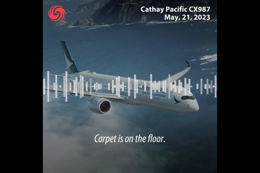 Cathay Pacific flight attendants were recorded mocking a passenger for asking for a carpet instead of a blanket. (Twitter/iFeng)