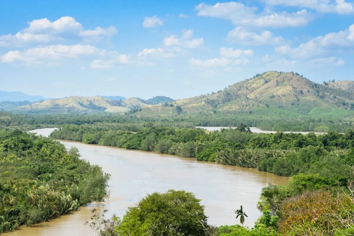 An aerial view of the Kra Isthmus, the narrowest point of the Malayan peninsula where the Kra Canal would be built. (iStock)