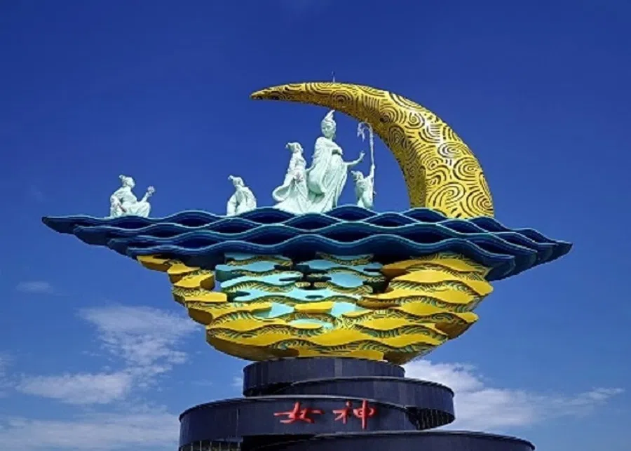 A picture of the "Xiangjiang Goddess" sculpture. (Internet)