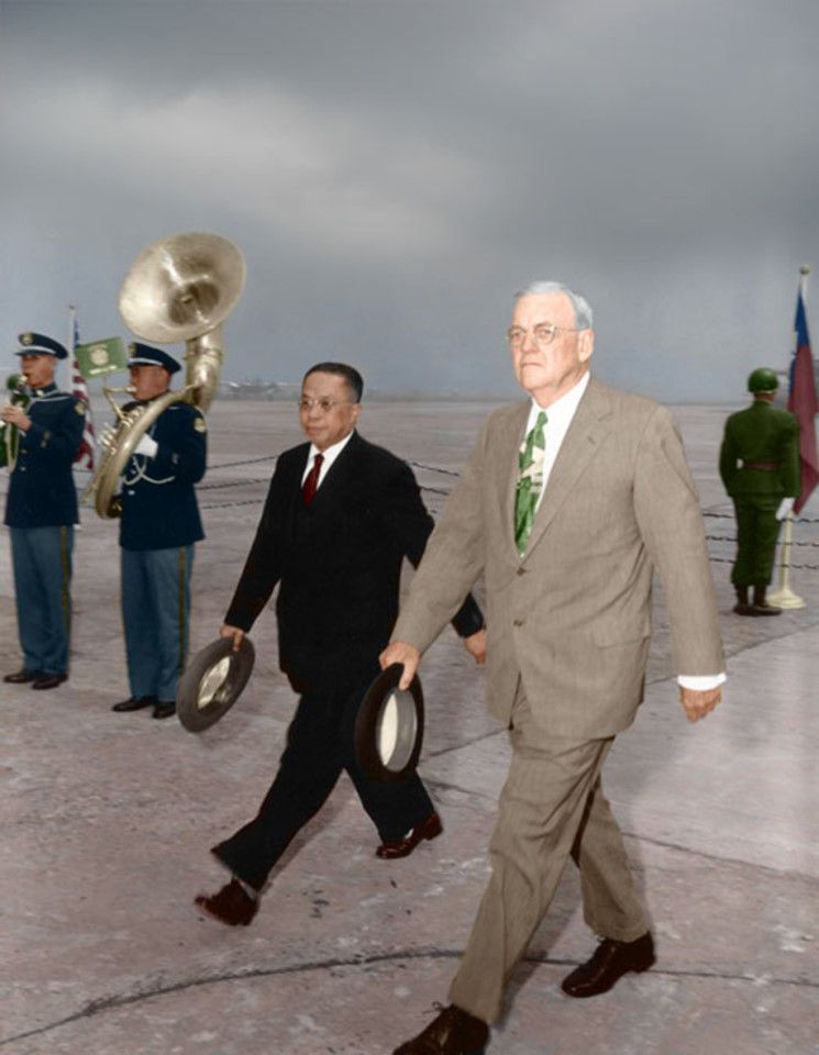 On 30 March 1954, US Secretary of State John Foster Dulles (right) arrived in Taiwan, and was received by ROC Premier Yu Hung-chun.