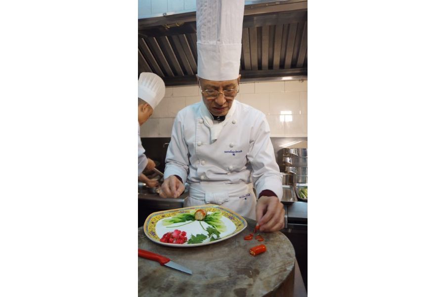Master chef Zhang Zhong You sees leaving a legacy of classic Sichuan cuisine as his mission after retirement.