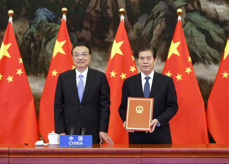 Chinese Premier Li Keqiang at the signing of the RCEP, 15 November 2020. (CNS)