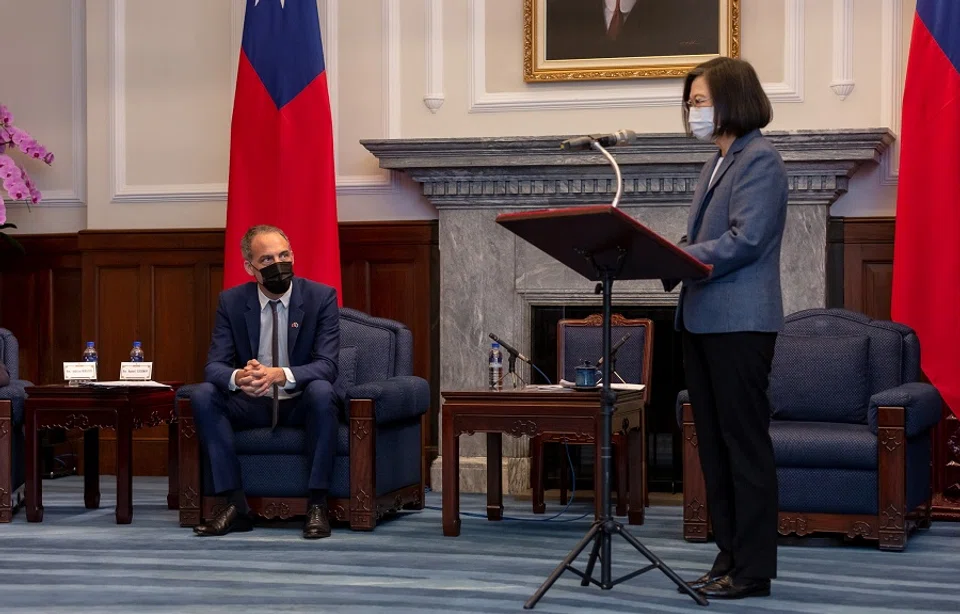 Taiwan President Tsai Ing-wen and Raphael Glucksmann, head of the European Parliament's Special Committee on Foreign Interference, attend a meeting in Taipei, Taiwan, 4 November 2021. (Taiwan Presidential Office/Handout via Reuters)