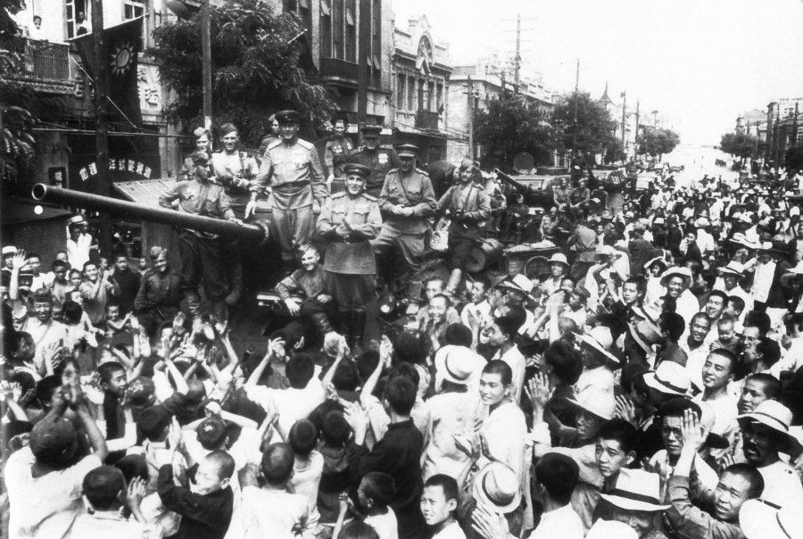 In August 1945, the people in northeast China initially welcomed the Red Army but instances of corruption and poor discipline put them off.