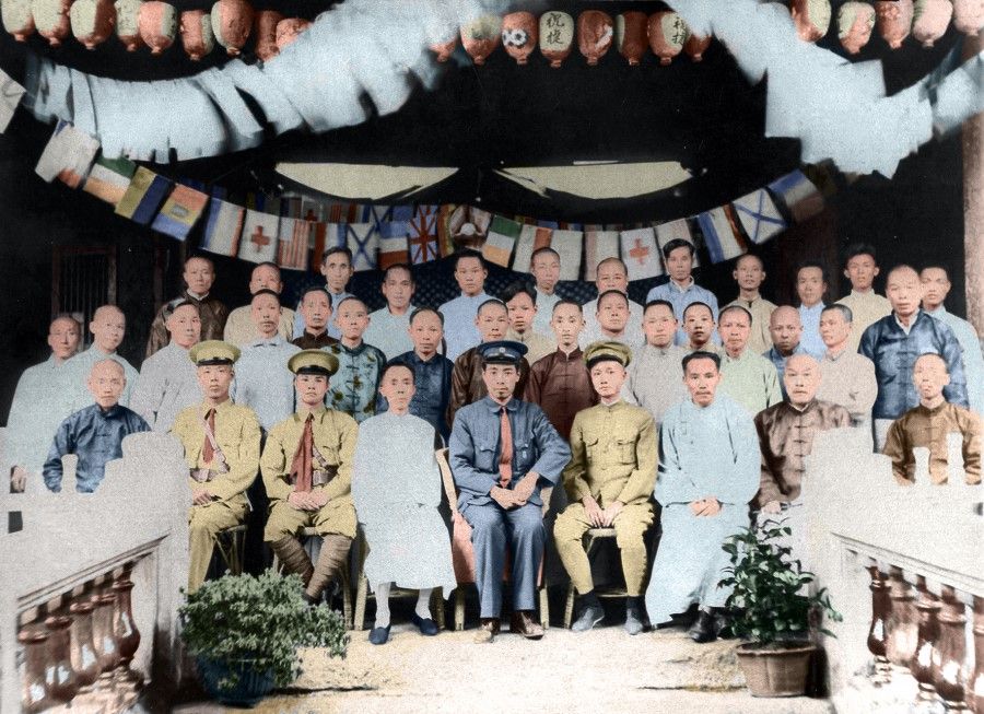 Whampoa Military Academy political department head Zhou Enlai (front row, centre) with troops in Chaozhou, Guangdong, after unifying Guangdong and Guangxi, 1925.