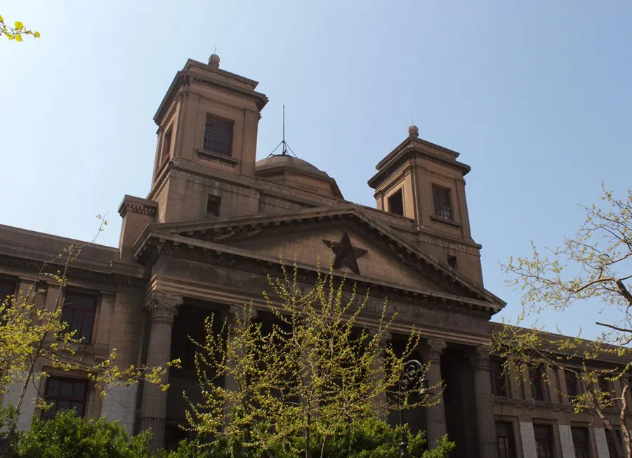 Slated for restoration and re-use in the near future, hopefully: the Qingdao Exchange Building.