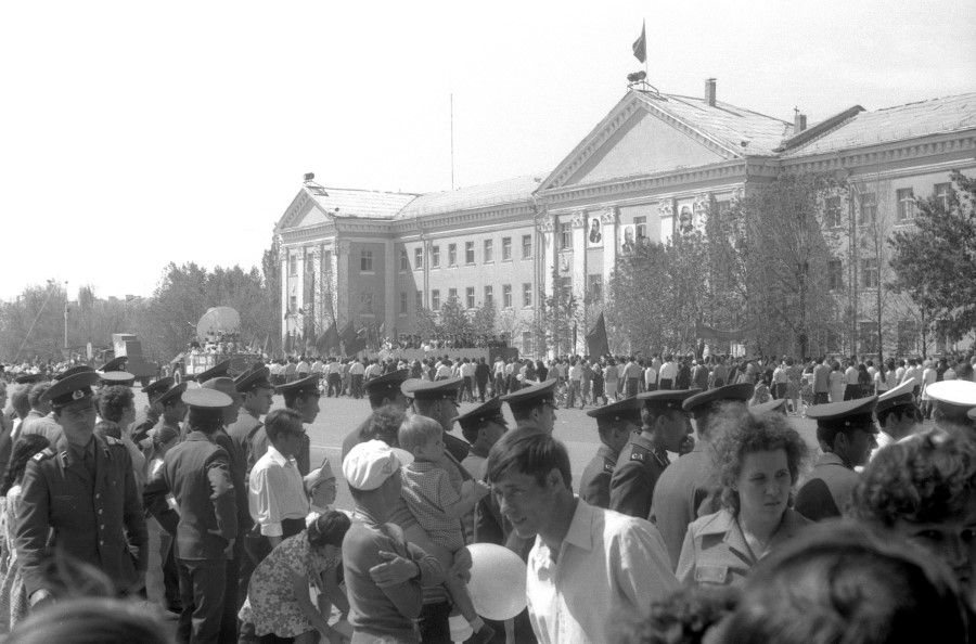 International Workers' Day. Leninsk, Baikonur, Tyuratam, Soviet Union, USSR, 1975. (Wikimedia)