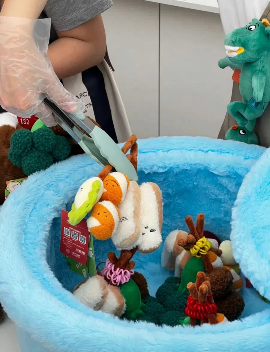 Gansu Provincial Museum’s mala tang bouquet. (Weibo)