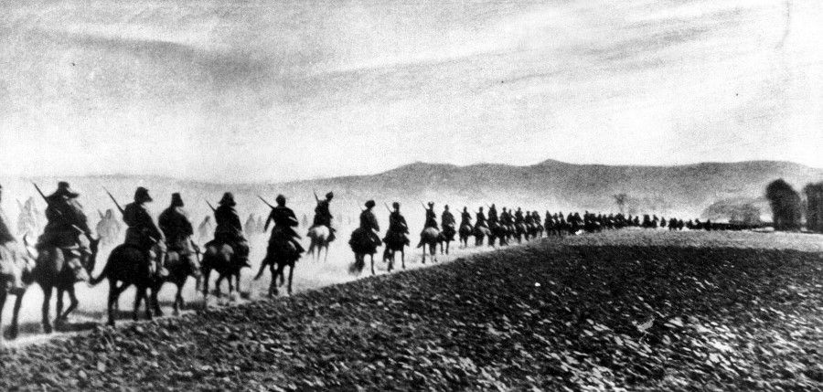 In the autumn of 1945, the CCP's Eighth Route Army advanced steadily towards Liaoxi Province (now part of Liaoning and Jilin). On the third day of the Soviet army's offensive against the Kwantung Army, the Eighth Route Army commander-in-chief Zhu De ordered the former Northeastern Army to advance northeast. On 11 September, the party's central committee decided to deploy four divisions from Shandong to the northeast, and expand its strength before the KMT troops arrived.