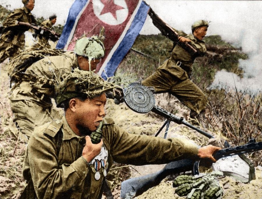 In 1950, the North Korean army crossed the 38th parallel and attacked southwards. With Soviet weapons and military advisors, their military capabilities were far superior to the South Korean army, and their initial attacks were fierce and impossible to push back.
