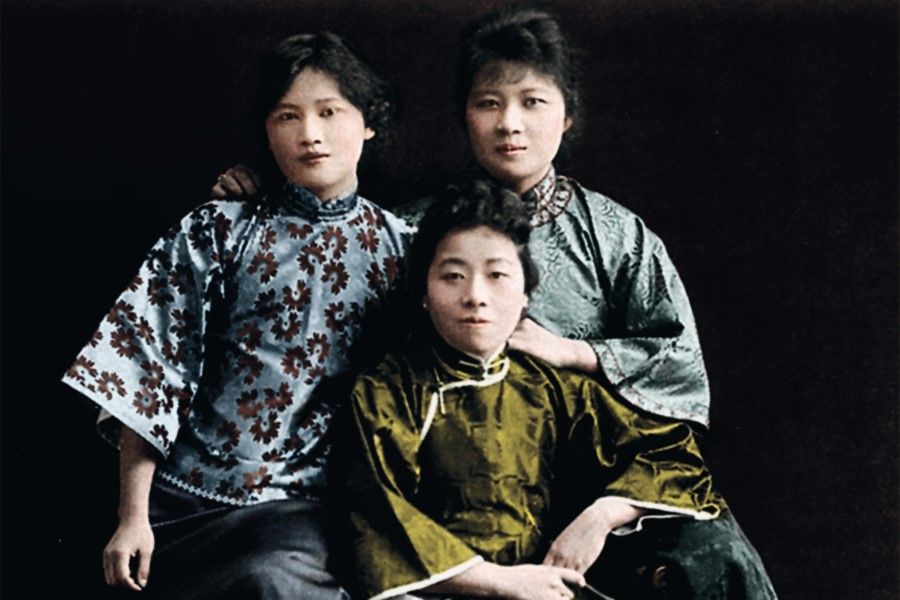 The Soong sisters on their return to China after graduating from college in the US. From left: Soong Ching-ling, Ai-ling, and Mei-ling. The Soong family was from Hainan island, and father Charlie Soong was a businessman who migrated to the US.