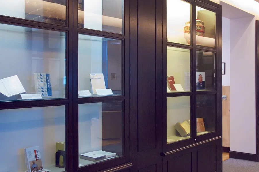 A selection of Professor Yü's publications is now on display at the East Asian Library at Princeton University. (Photo: Leo K. Shin)