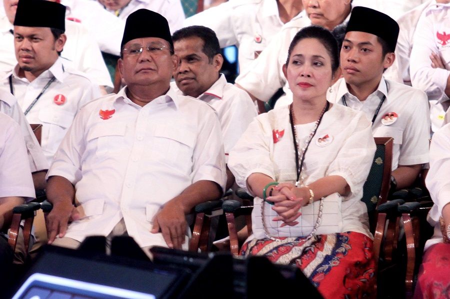 Indonesian presidential candidate Prabowo Subianto and former wife Titiek Suharto during the campaign trail, Indonesia Presidential Election 2014. (The Jakarta Post)