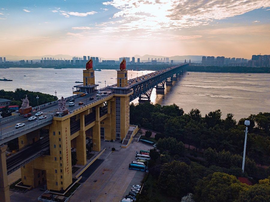 The Nanjing Yangtze River Bridge. (Photo: Legolas1024/Licensed under CC BY-SA 4.0)