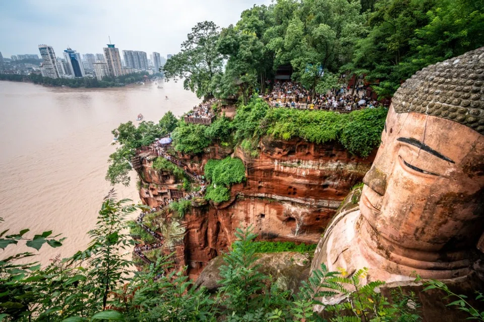 The Giant Buddha overlooks the waters and Leshan city. (iStock)