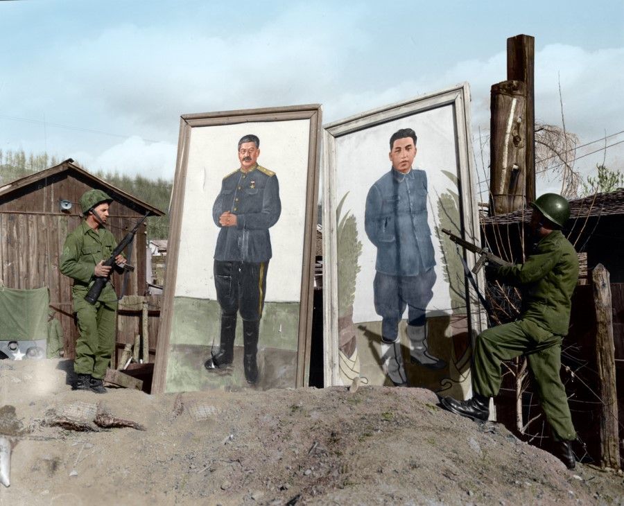 In November 1950, the UNC overcame the North Korean army and found portraits of Soviet leader Stalin and North Korean leader Kim Il-sung.