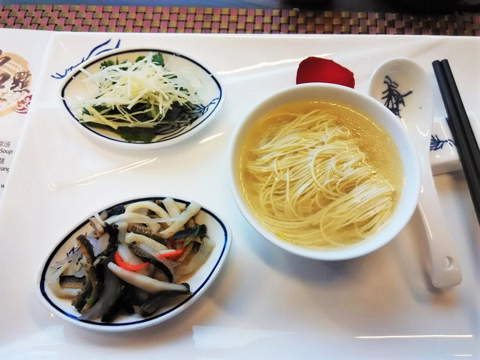 Out of all the Changzhou snacks that cultural historian Cheng Pei-kai tried, thin egg noodles were his favourite. (Photo provided by Cheng Pei-kai)