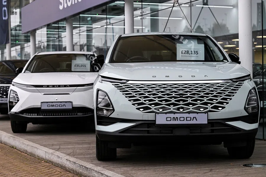Models of the Chery Omoda 5 and Chery Omoda E5 on display at Stoner Motor Company, which specialises in the Chinese car company in Gillingham, Britain, 6 November 2024. (Chris J. Ratcliffe/Reuters)