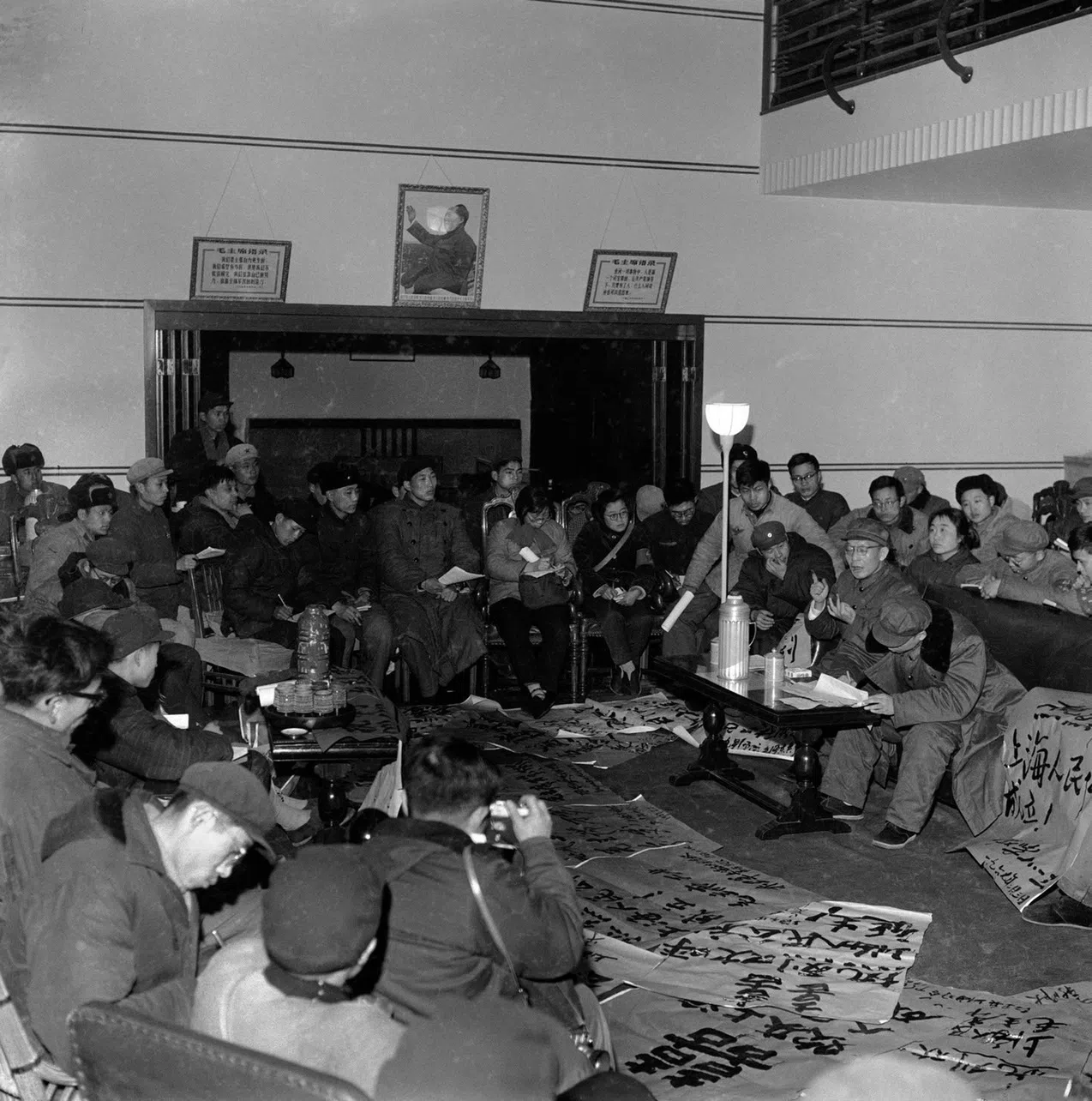 Zhang Chunqiao giving instructions during an internal meeting in January 1967.