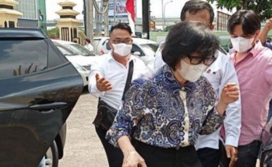 Heriyanti was questioned by police over the donation. (Internet)
