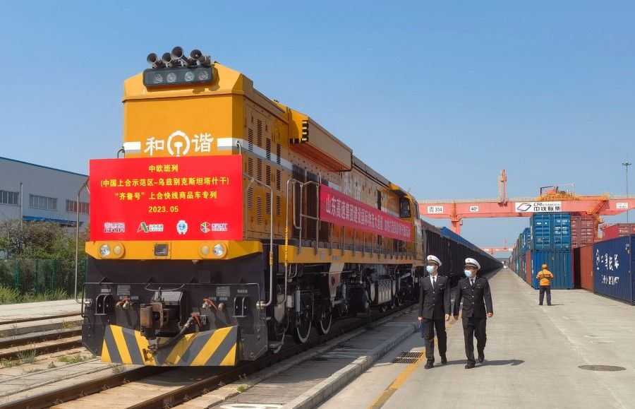 A China Railway Express train travelling from the Qingdao China-SCO Countries Cooperation Hub to Uzbekistan, 12 May 2023. (CNS)