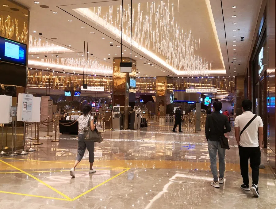 People at Marina Bay Sands in Singapore, 17 May 2021. (SPH)