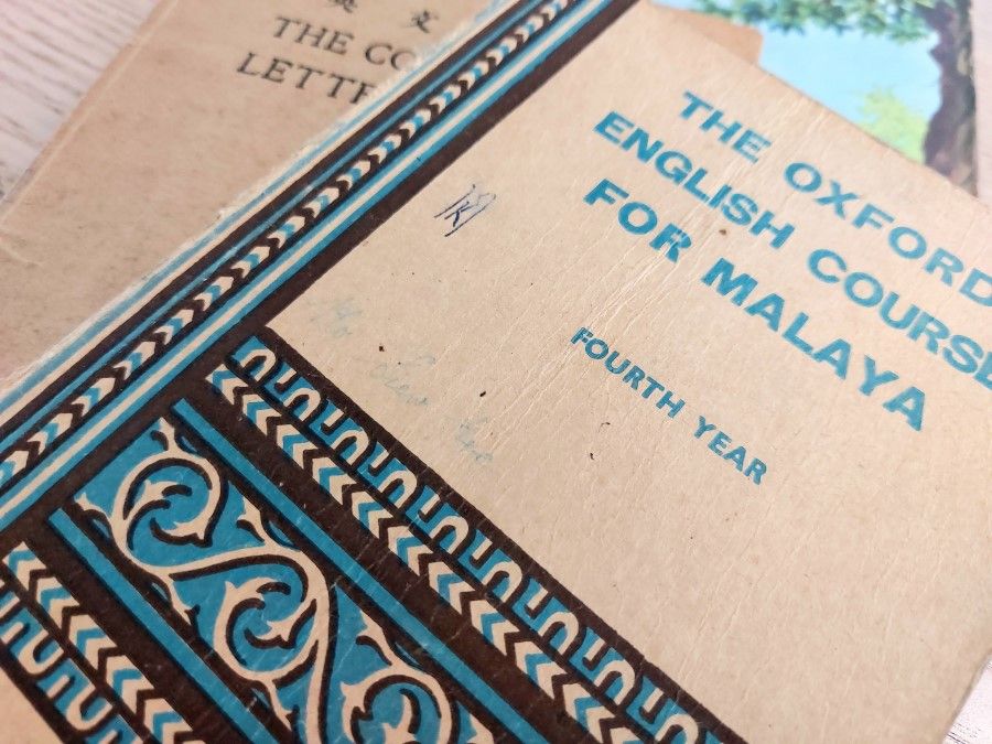 The Oxford English Course for Malaya, a standard textbook from the 1950s.