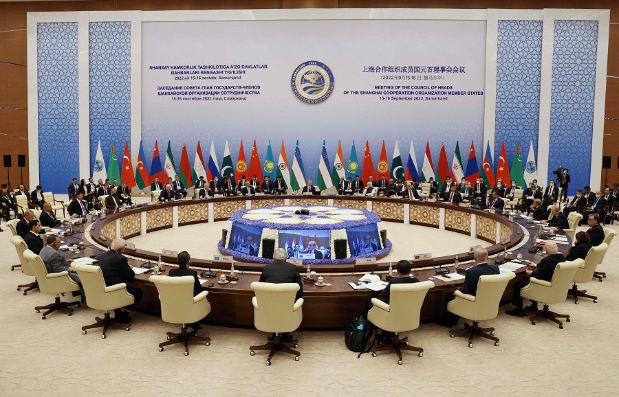 Participants attend the meeting in an expanded format at the Shanghai Cooperation Organisation (SCO) leaders' summit in Samarkand, Uzbekistan, on 16 September 2022. (Sergei Bobylyov/Sputnik/AFP)
