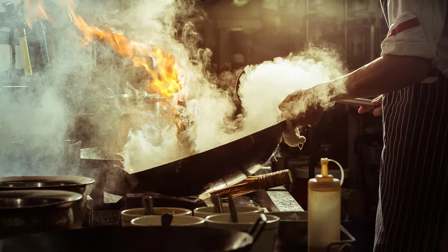 Would you rather have a Michelin-starred molecular gastronomy extravaganza or a traditional Hakka feast? (iStock)