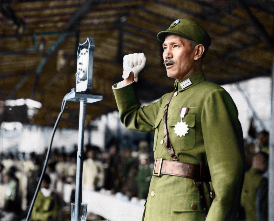 At the end of 1943, on the way back to Chongqing after the Cairo Conference, Chiang Kai-shek stopped in India, where he inspected the Chinese troops there and gave a speech to encourage them. The Chinese troops that retreated to India from the Burma campaign were reorganised and trained and fitted with the latest weapons, and became China's elite troops, and returned to Burma in 1945 to join the British and US armies in defeating the Japanese army.