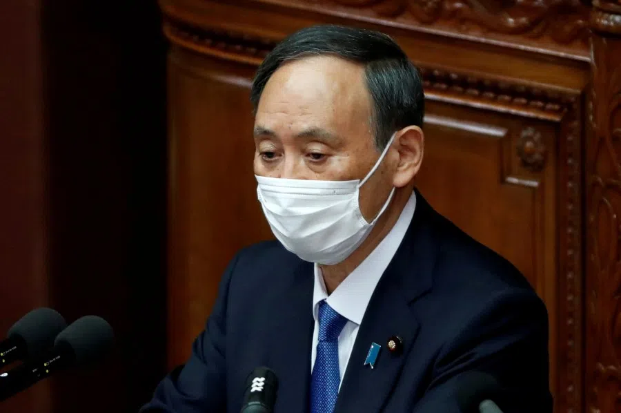 Japanese Prime Minister Yoshihide Suga delivers a policy speech at the opening of the lower house parliamentary session in Tokyo, Japan, 18 January 2021. (Issei Kato/Reuters)