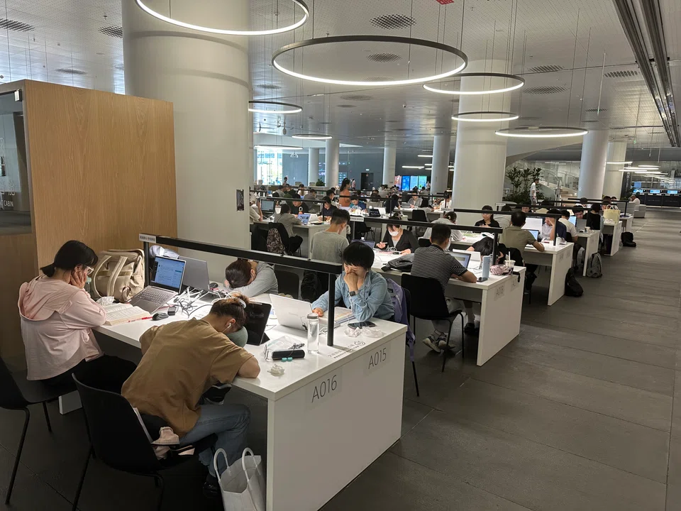 A shot of the Shenzhen library, which is one of the locations that Shenzhen’s unemployed netizens would visit to “pretend to work”. (Daryl Lim/SPH Media)