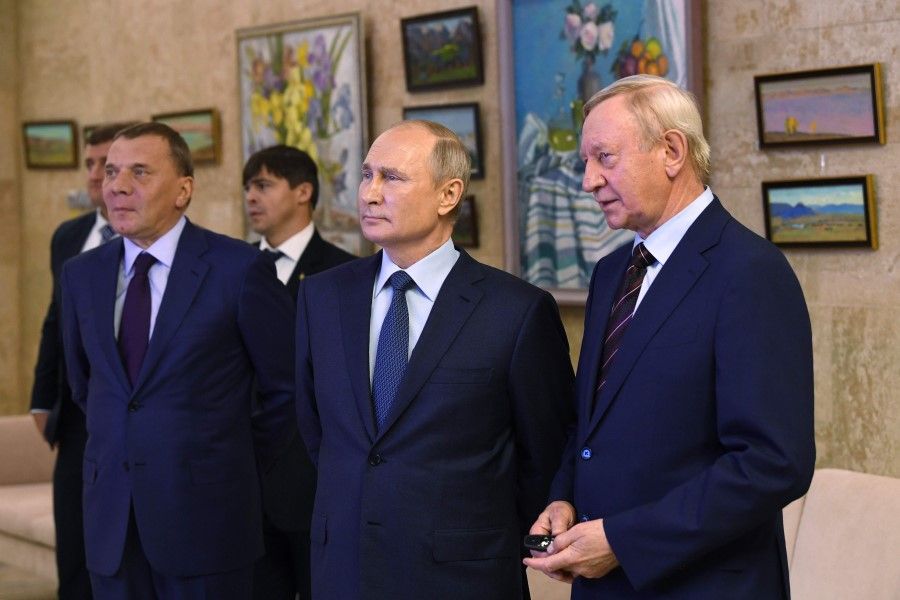 Russian President Vladimir Putin (centre), accompanied by Deputy Prime Minister Yuri Borisov (left) and Vyacheslav Solovyov, scientific director of VNIIEF (right), visit the Russian Federal Nuclear Center - All-Russian Scientific Research Institute of Experimental Physics (VNIIEF), in the town of Sarov outside Nizhny Novgorod on 26 November 2020. (Alexey Nikolsky/Sputnik/AFP)