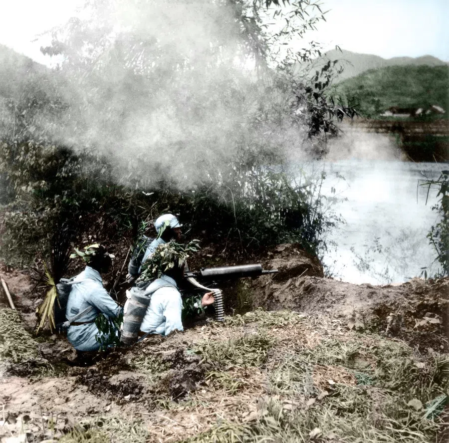 In the autumn of 1939, in the first Battle of Changsha, Chinese troops launched a large-scale counter-offensive, with a stalemate after 1938. The Japanese were unable to gather sufficient troops for a large-scale attack on Chongqing, and could only engage in smaller skirmishes with Chinese troops on the outskirts. Hunan and Hubei provinces, near to Sichuan, went through seven years of fighting before the Japanese were finally defeated.