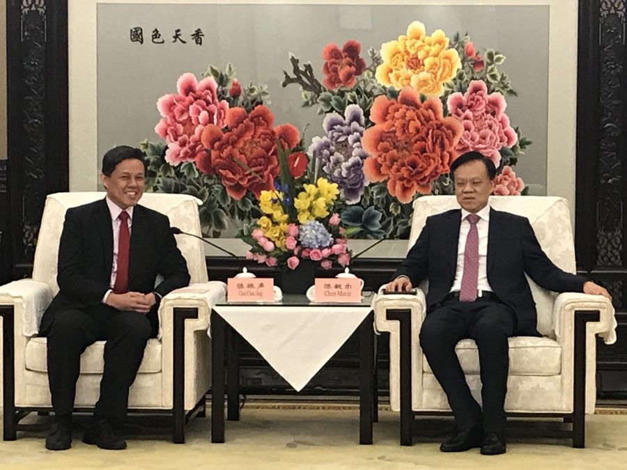Singapore's Trade and Industry Minister Chan Chun Sing (left) and Chongqing party boss Chen Min'er met on 7 Jan 2019 to discuss the progress of the Chongqing Connectivity Initiative, a joint project between Singapore and China. (SPH)
