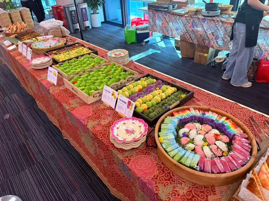A variety of Nyonya cakes on display. (Photo provided by interviewee)
