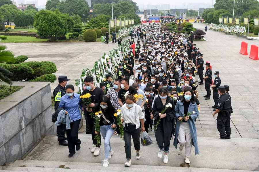 People flock to pay their last respects to Yuan Longping at his memorial service in Changsha, Hunan, China on 24 May 2021. (CNS)