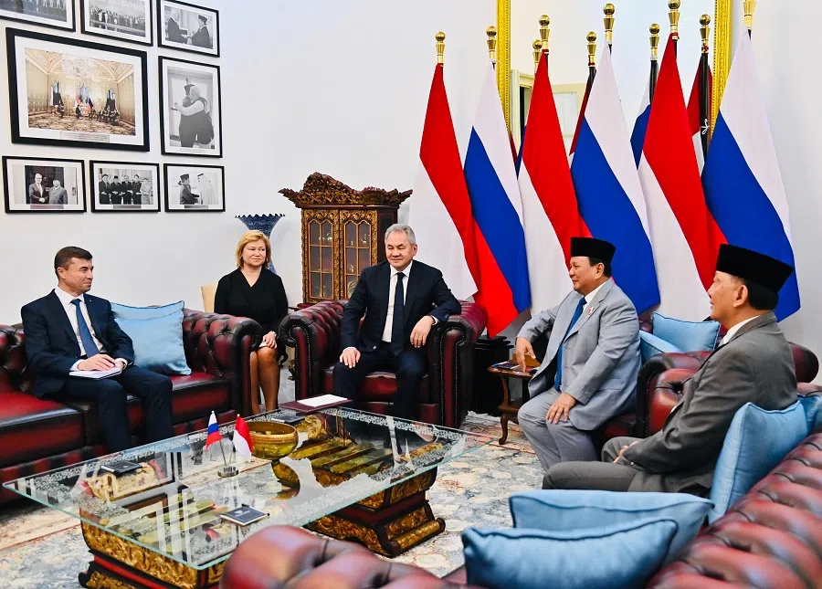 This handout picture taken and released on 25 February 2025 by the Indonesian Presidential Palace shows Russia’s Security Council Secretary Sergei Shoigu (centre), who served as Russia’s Defence Minister between 2012 and 2024, meeting with Indonesia’s President Prabowo Subianto (second from right) at the Presidential Palace in Jakarta.