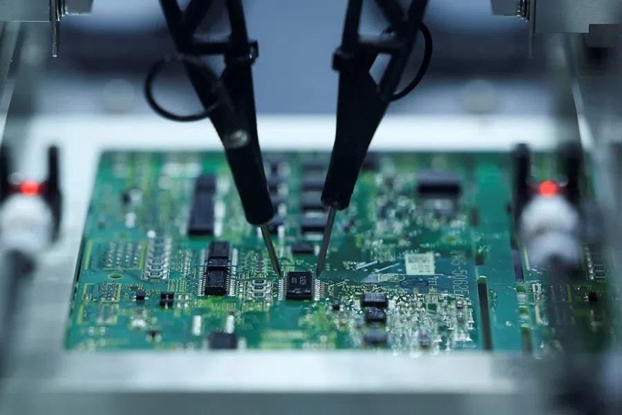 A demonstration of robots assembling chips during SEMICON Southeast Asia 2026, a semiconductor industry forum and exhibition, in Kuala Lumpur, Malaysia, 5 May 2026.